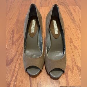 Banana Republic suede shoes